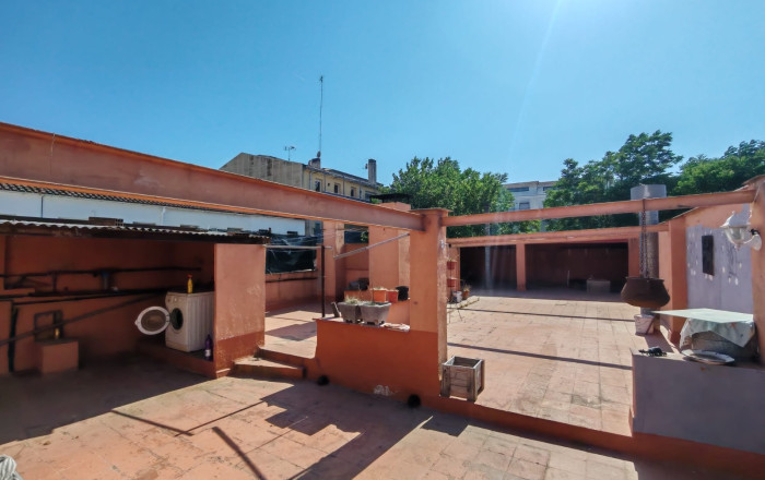 Venta - Bar Restaurante -
Lli&ccedil;&agrave; d'Amunt