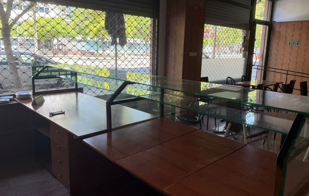 Alquiler - Obradores y/o Panaderias -
Barcelona - Poblenou