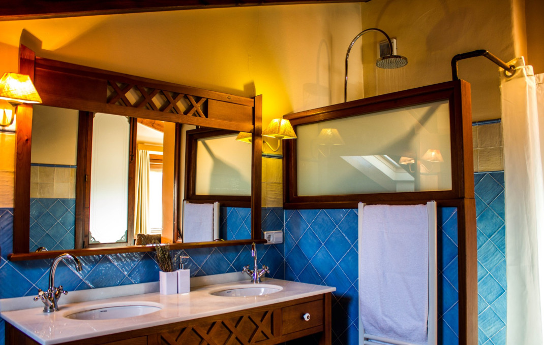 Venta - Hotel Rural -
Alicante