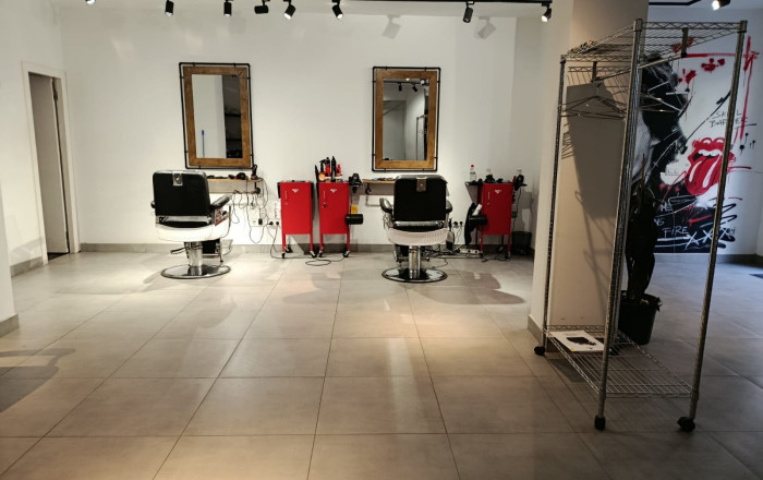 Traspaso - Peluquerias y Estetica -
Barcelona - Les corts