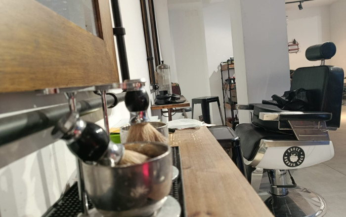 Traspaso - Peluquerias y Estetica -
Barcelona - Les corts