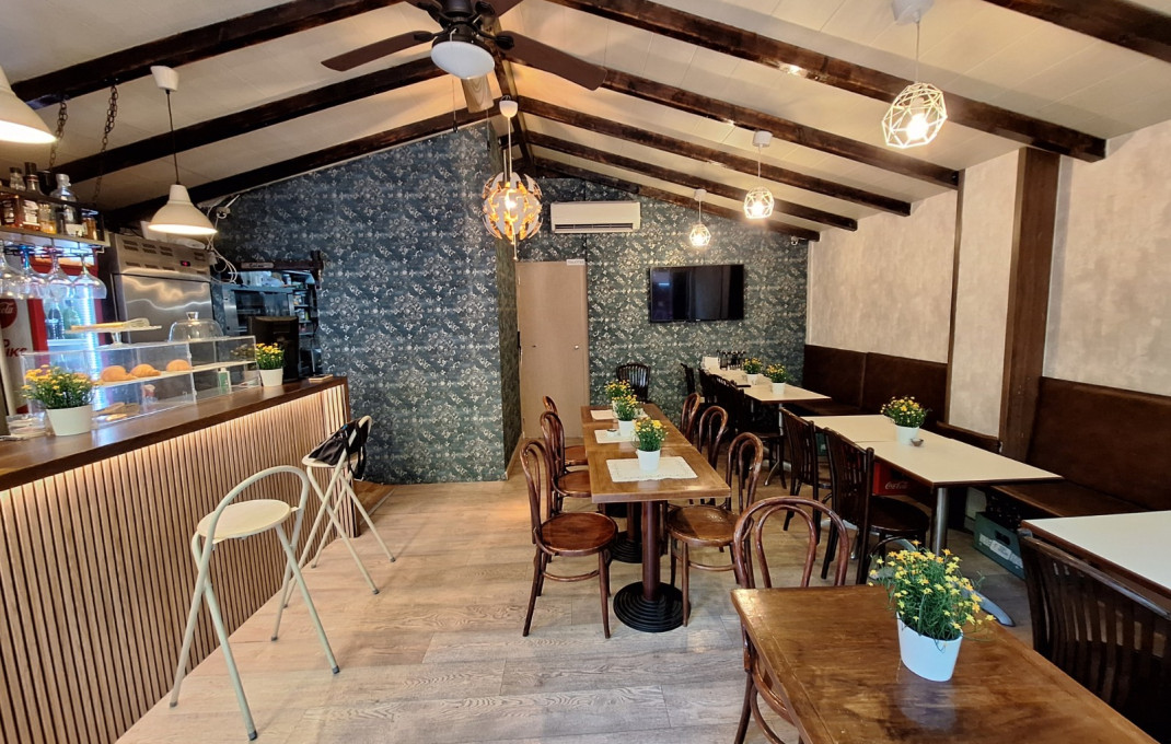 Traspaso - Bar Restaurante -
Barcelona - Les corts