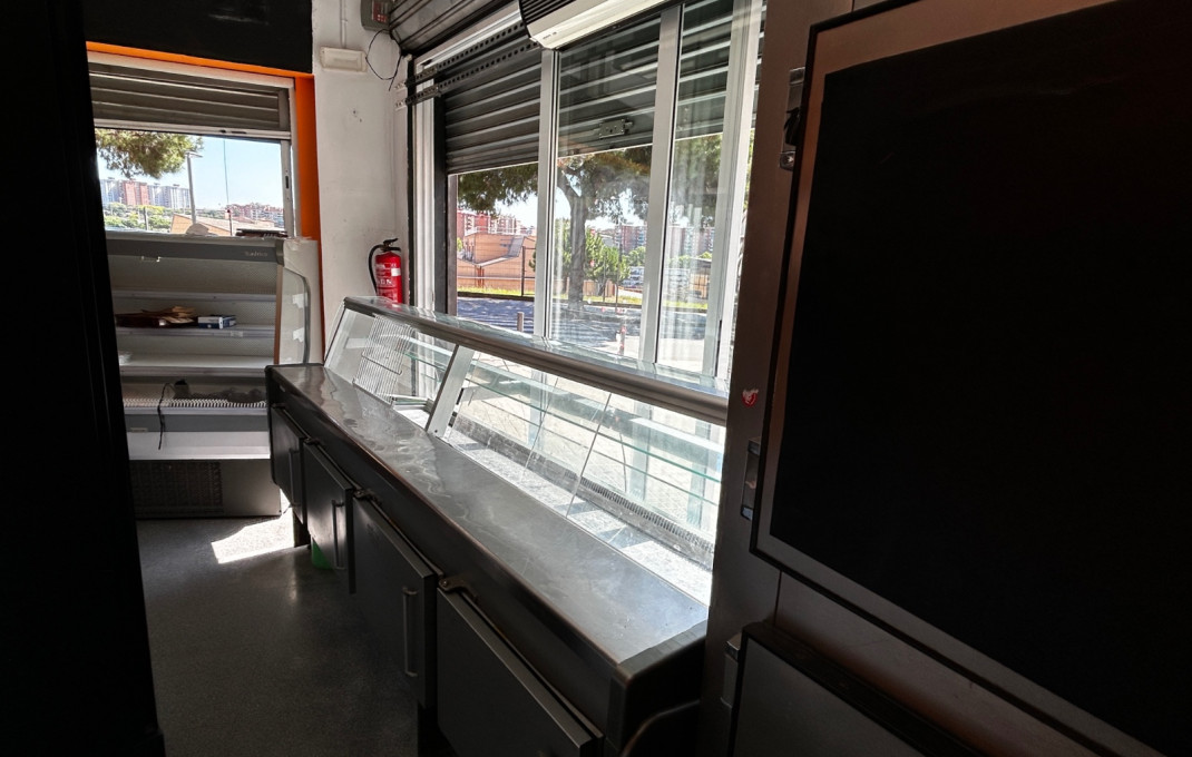 Transfert - rôtissoire -
L'Hospitalet de Llobregat - Pubilla Casas