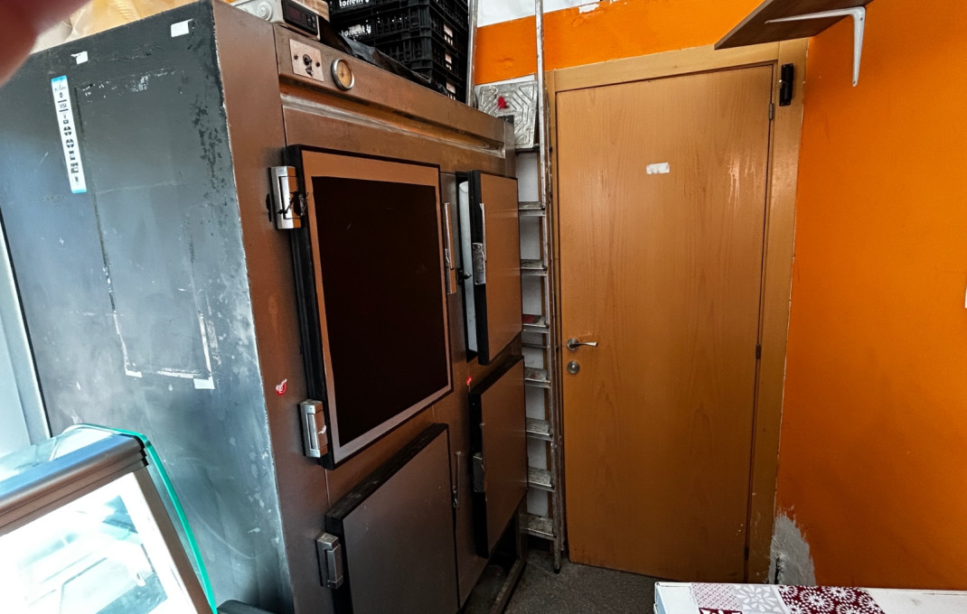 Transfert - rôtissoire -
L'Hospitalet de Llobregat - Pubilla Casas