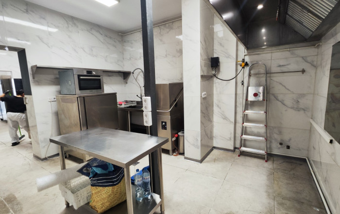 Traspaso - Cocina industrial -
Barcelona - Camp De L´arpa