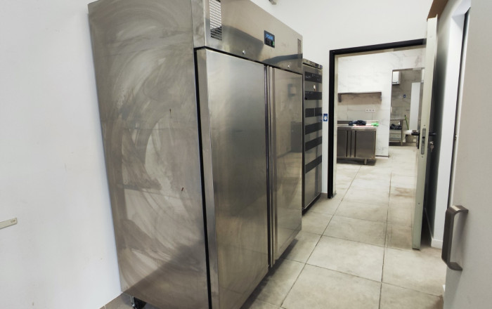 Traspaso - Cocina industrial -
Barcelona - Camp De L´arpa