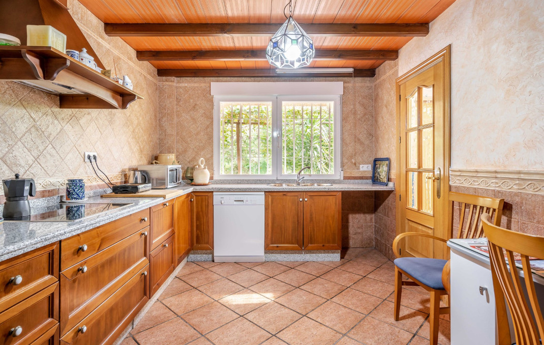 Venta - Casa Rural -
Granada