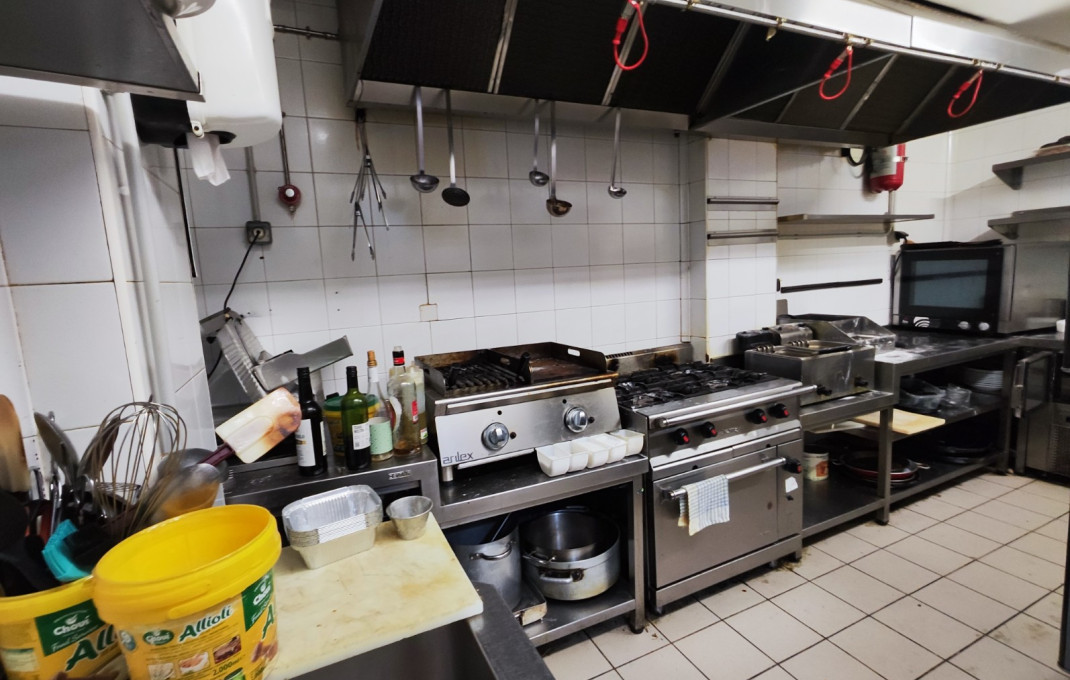 Traspaso - Bar Restaurante -
Barcelona - Sarria-Sant Gervasi