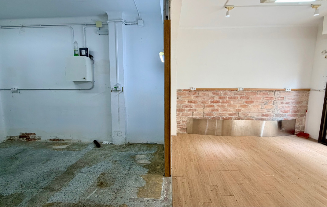 Venta - Local comercial -
Barcelona - Sants