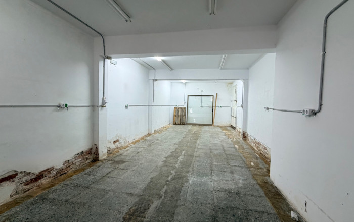 Venta - Local comercial -
Barcelona - Sants