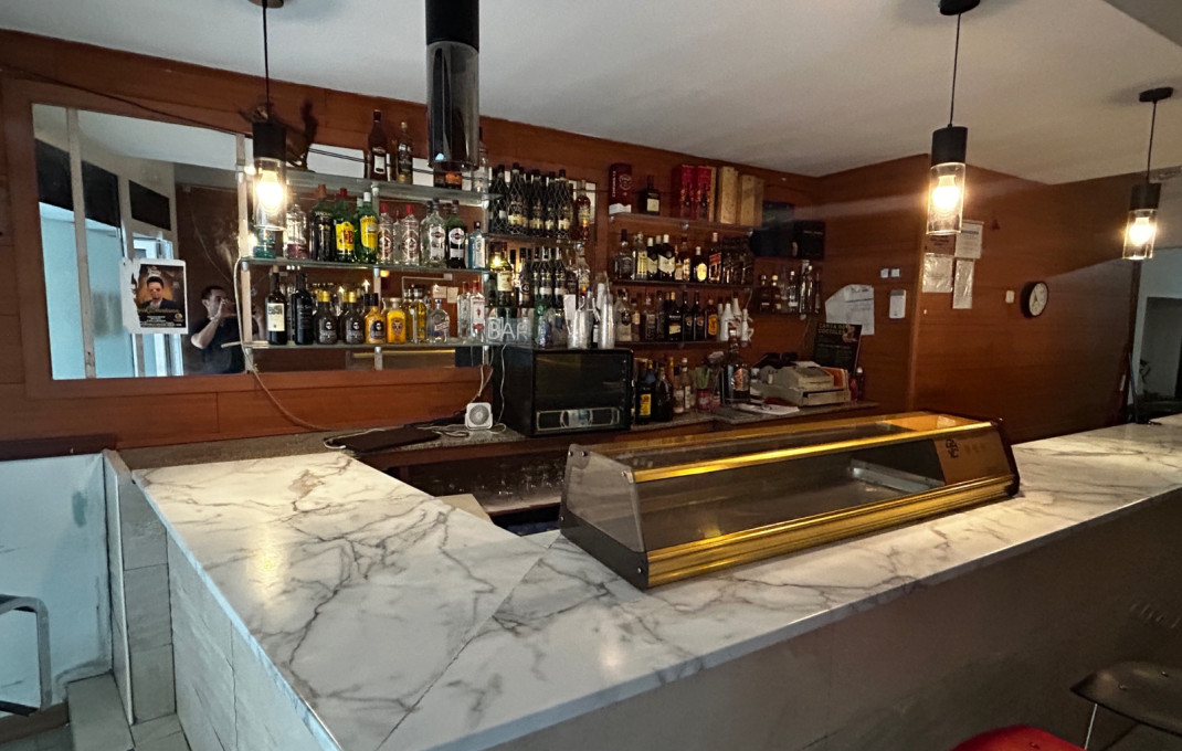 Traspaso - Bar Restaurante -
L'Hospitalet de Llobregat - Santa eulalia