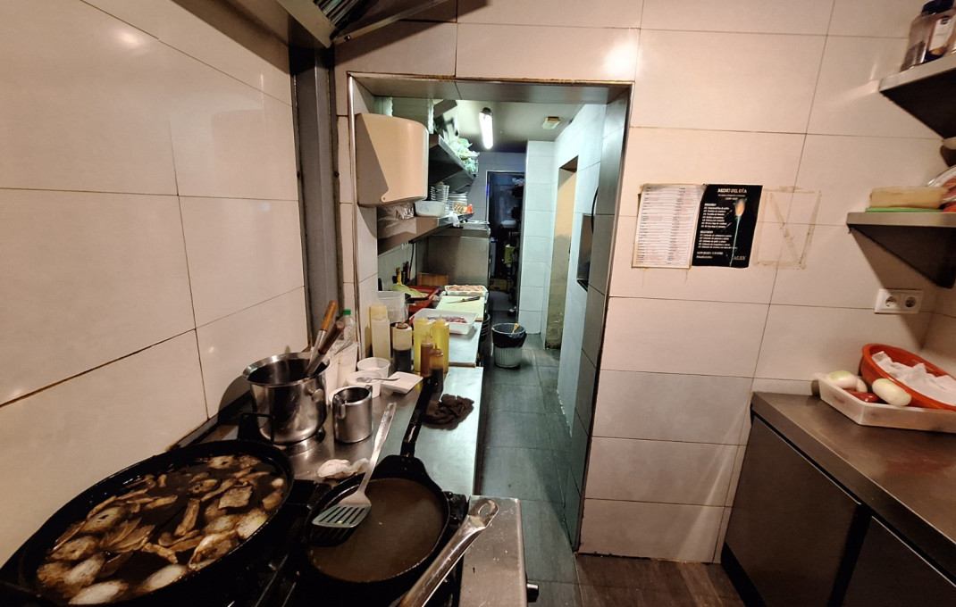 Traspaso - Restaurante -
Barcelona - Eixample Derecho