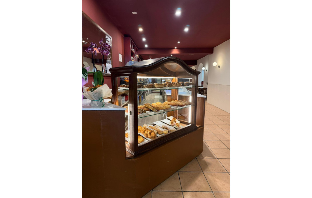 Traspaso - Bar-Cafeteria -
Vic