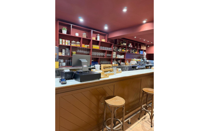 Traspaso - Bar-Cafeteria -
Vic