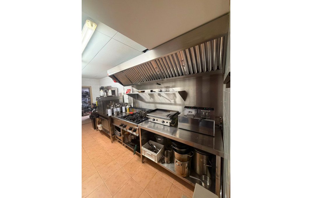 Traspaso - Bar-Cafeteria -
Vic