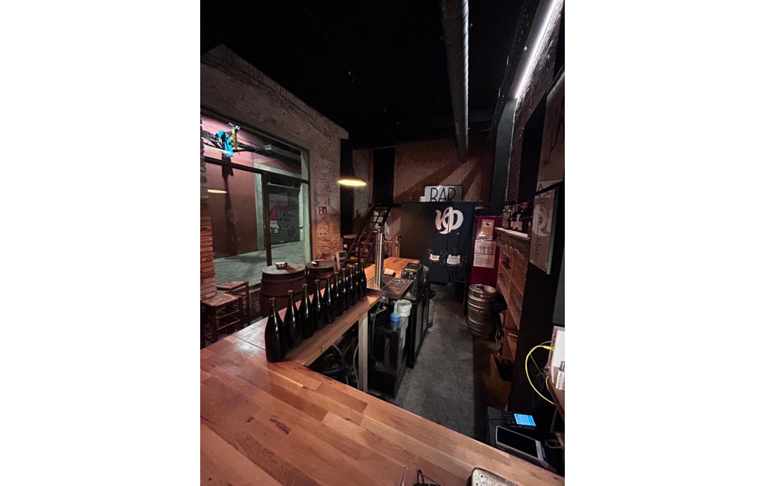 Traspaso - Bar-Cafeteria -
Girona