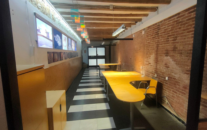 Venta - Local comercial -
Barcelona - Gràcia