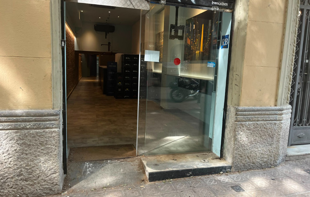 Traspaso - Bar Restaurante -
Barcelona - Eixample Izquierdo