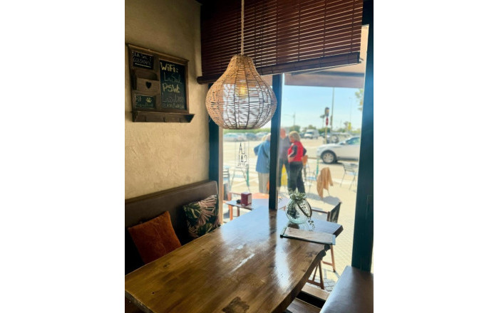 Traspaso - Bar-Cafeteria -
Pineda de Mar