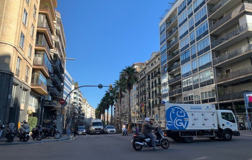 Alquiler - Clinica -
Barcelona - Sarria-Sant Gervasi