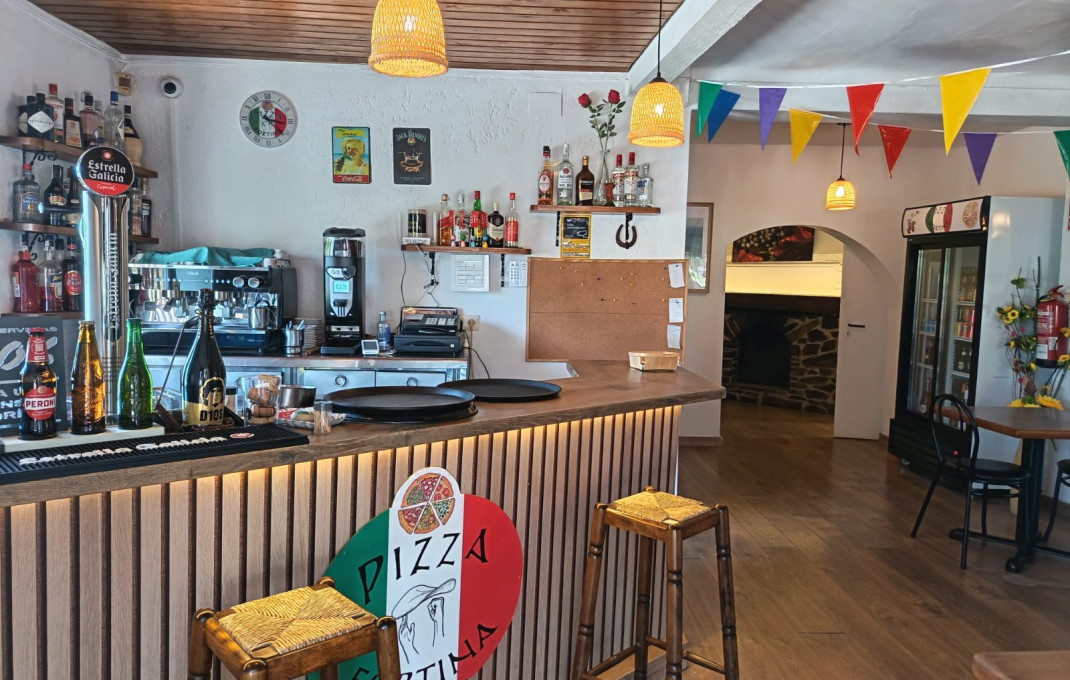 Traspaso - Restaurante -
Garriguella