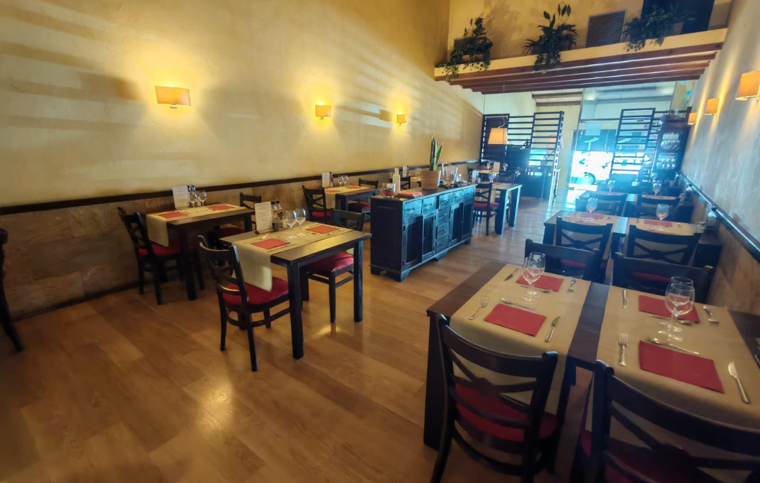 Traspaso - Restaurante -
Ripollet
