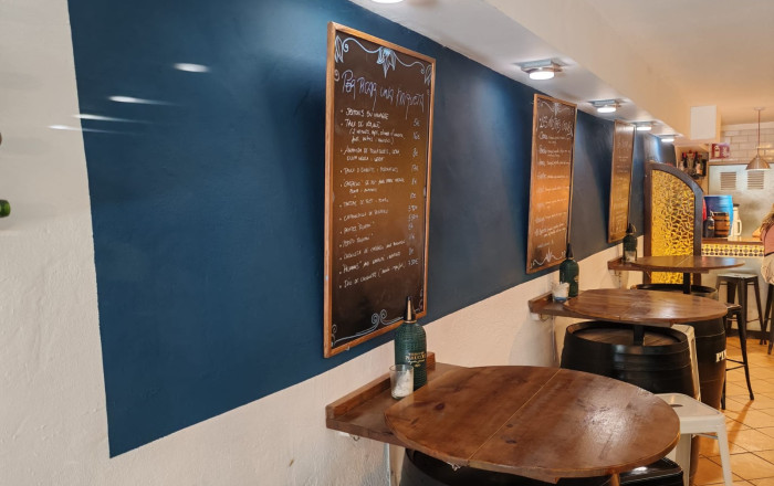 Traspaso - Bar-Cafeteria -
Vilafranca del Pened&egrave;s