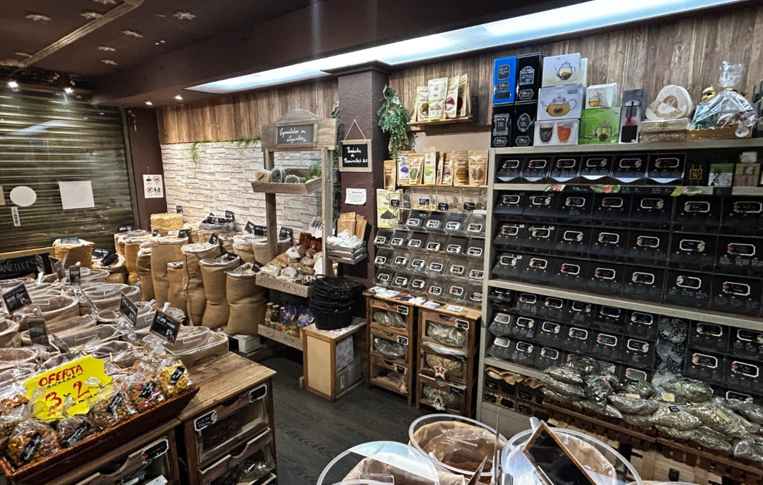 Traspaso - Tienda Alimentacion  -
L'Hospitalet de Llobregat - Collblanc