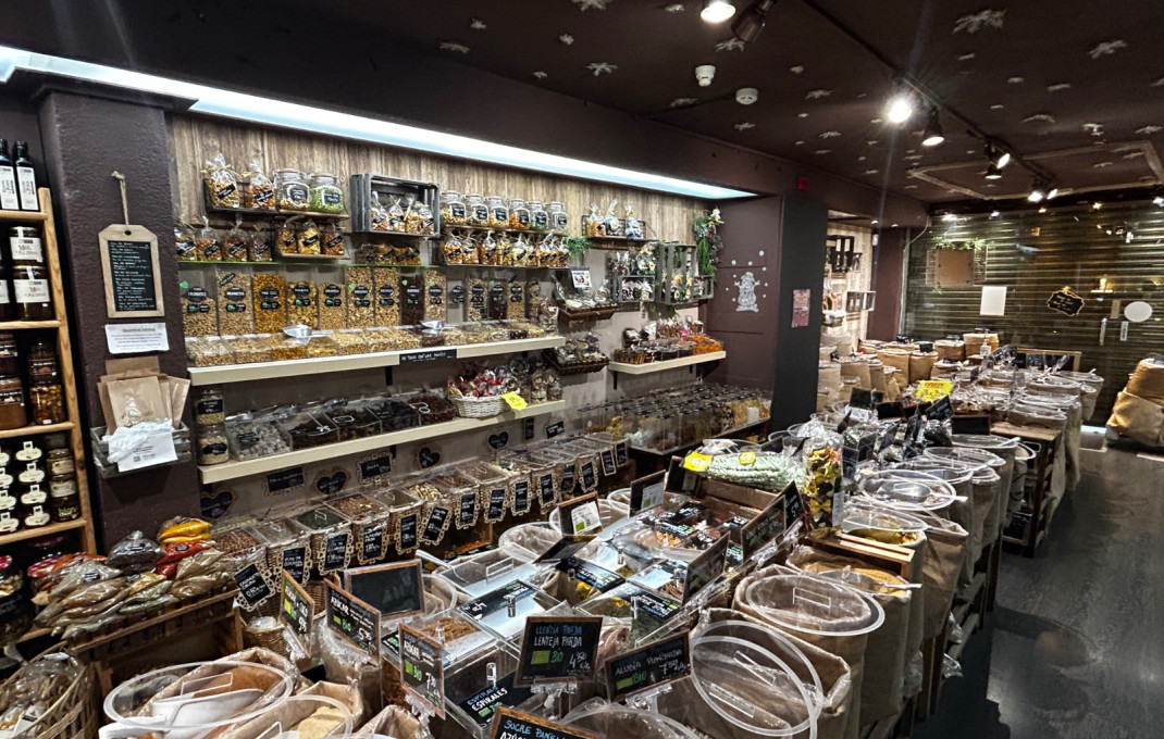Traspaso - Tienda Alimentacion  -
L'Hospitalet de Llobregat - Collblanc