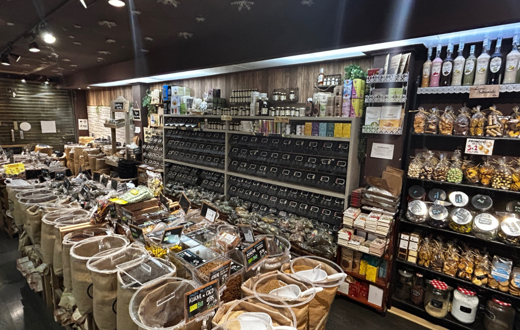 Traspaso - Tienda Alimentacion  -
L'Hospitalet de Llobregat - Collblanc