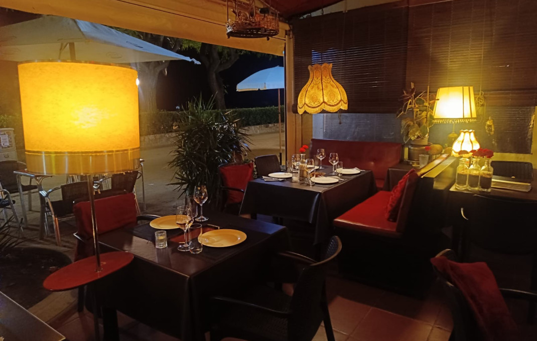 Traspaso - Restaurante -
Blanes