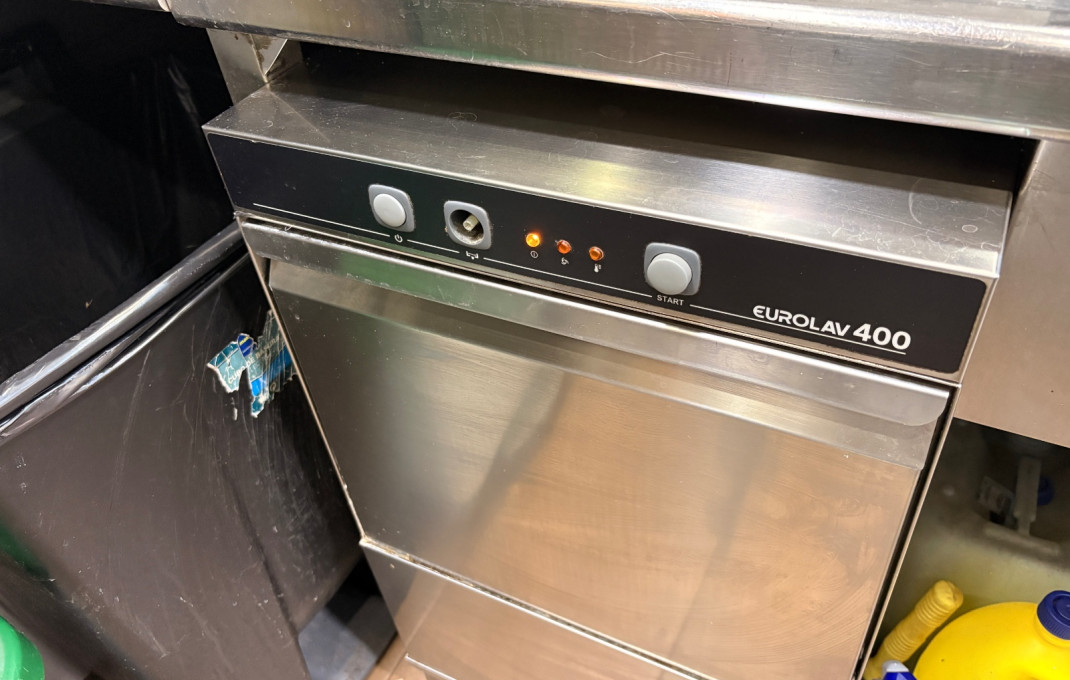 Traspaso - Bar-Cafeteria -
El Prat de Llobregat