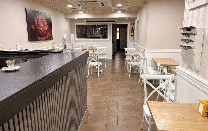 Traspaso - Bar-Cafeteria -
El Prat de Llobregat