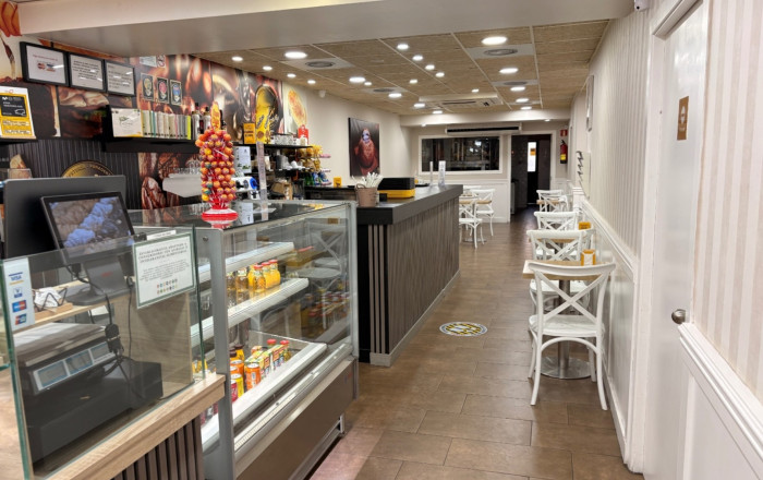 Traspaso - Bar-Cafeteria -
El Prat de Llobregat