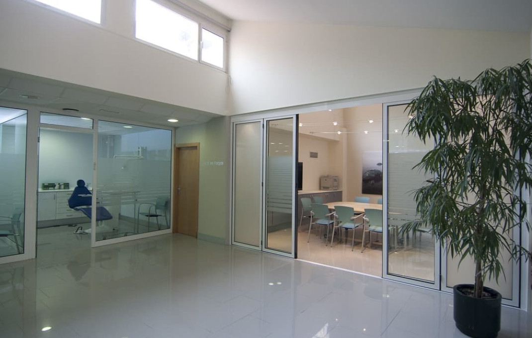 Venta - Local comercial -
Barcelona - Nou Barris