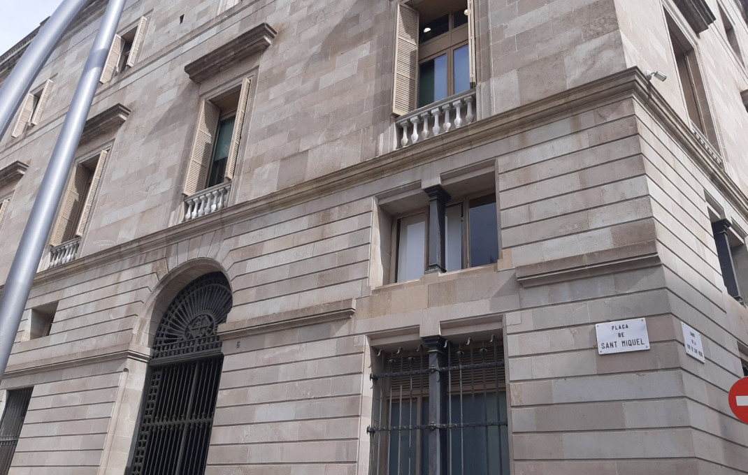Traspaso - Restaurante -
Barcelona - Ciutat Vella