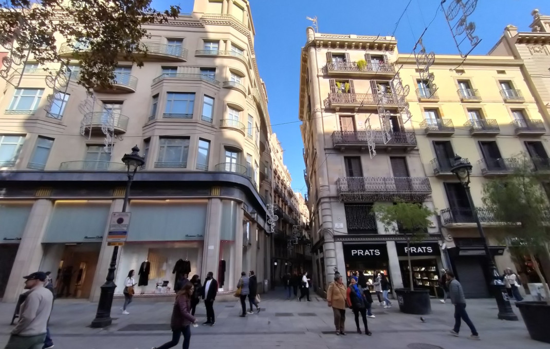 Traspaso - Restaurante -
Barcelona - Ciutat Vella