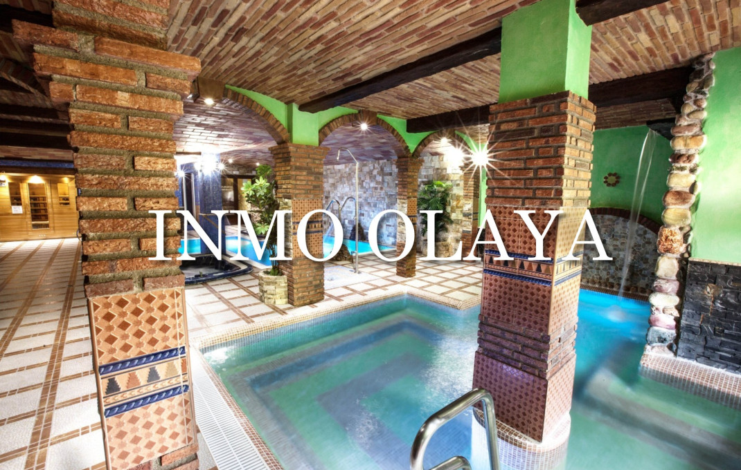 Venta - Complejos turísticos -
Granada