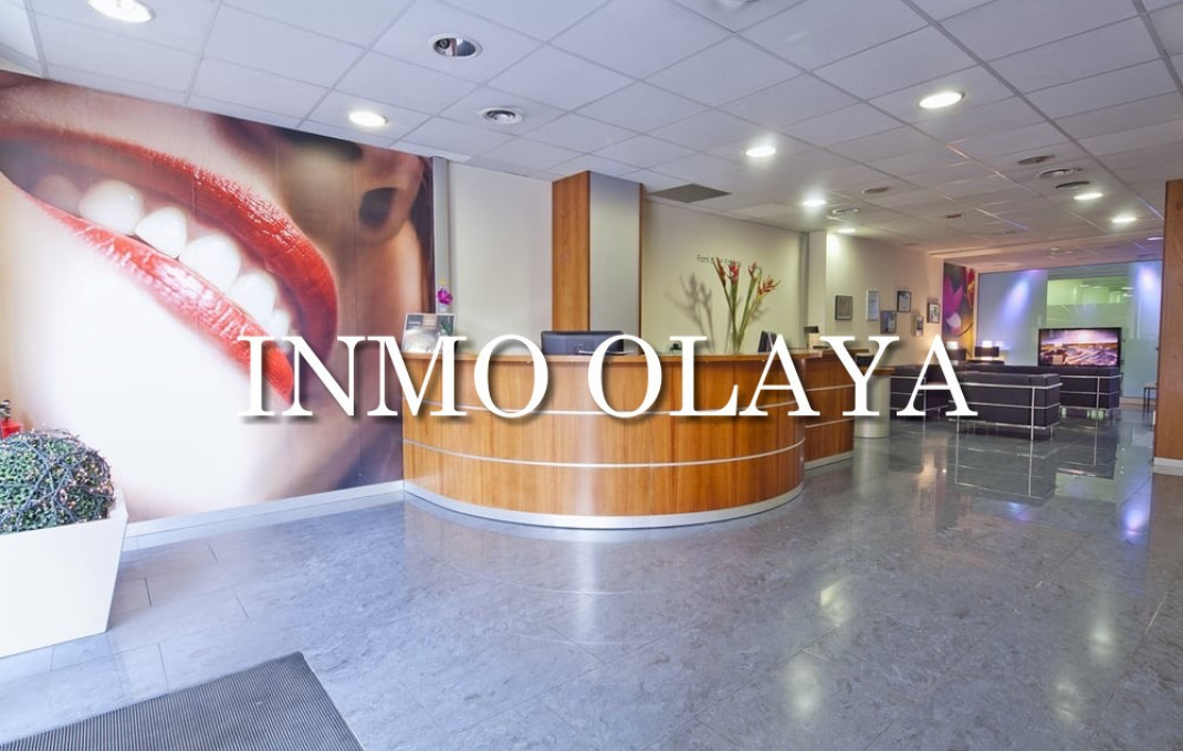 Venta - Local comercial -
Barcelona - Nou Barris