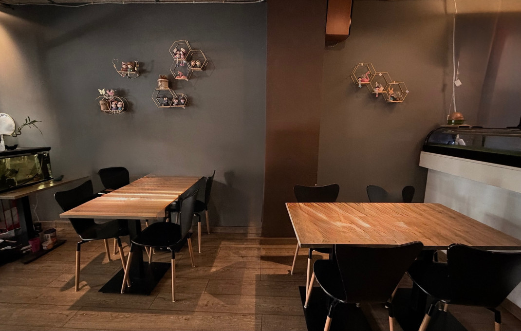 Traspaso - Restaurante -
Barcelona - Gràcia