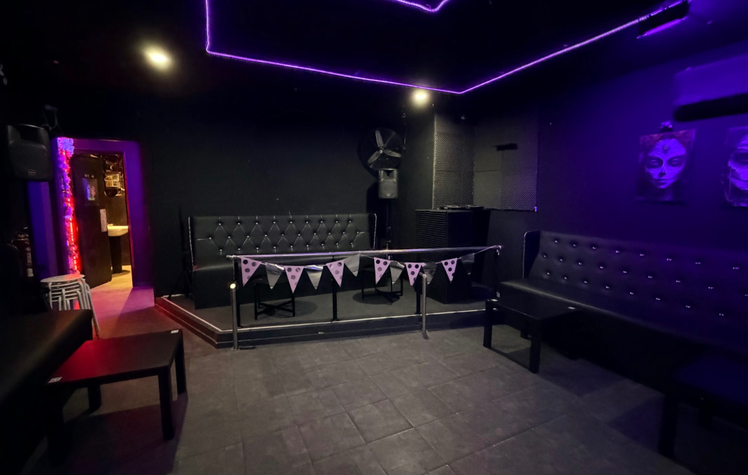 Traspaso - Bar Copas Musical -
Barcelona - Sarria-Sant Gervasi