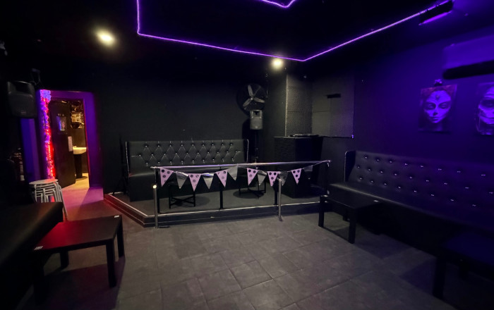 Traspaso - Bar Copas Musical -
Barcelona - Sarria-Sant Gervasi