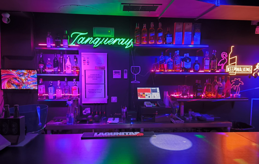 Traspaso - Bar Copas Musical -
Vilanova i la Geltrú