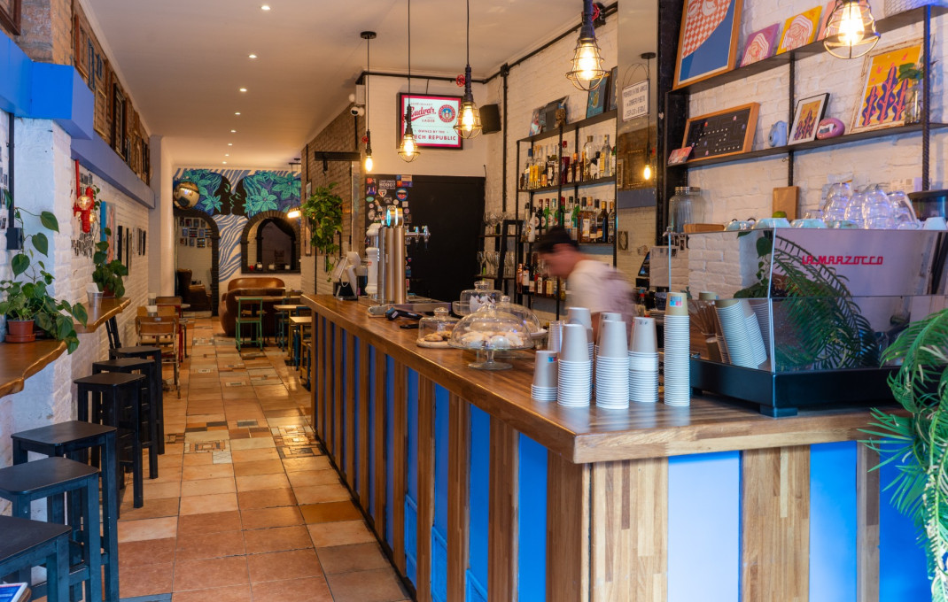 Transfert - Licencia C2 -
Barcelona - Poblenou