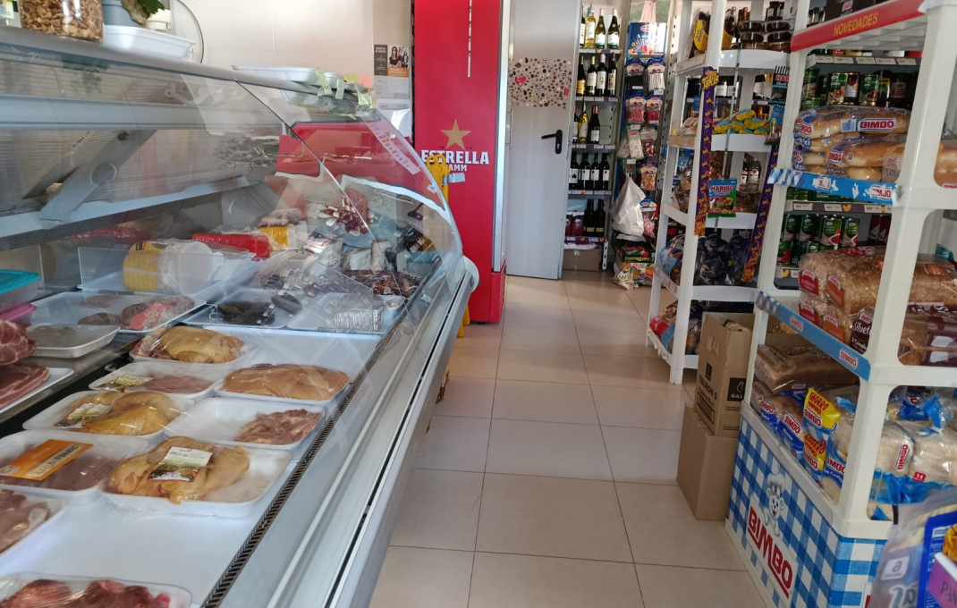 Traspaso - Supermercado -
Sant Pere de Vilamajor
