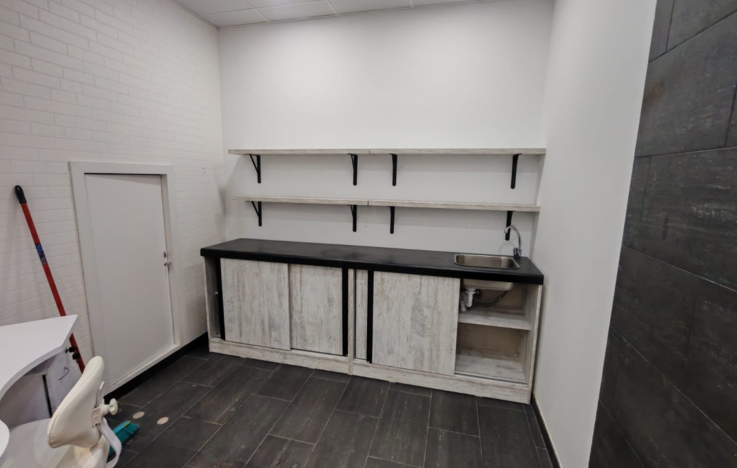 Traspaso - Peluquerias y Estetica -
Sabadell
