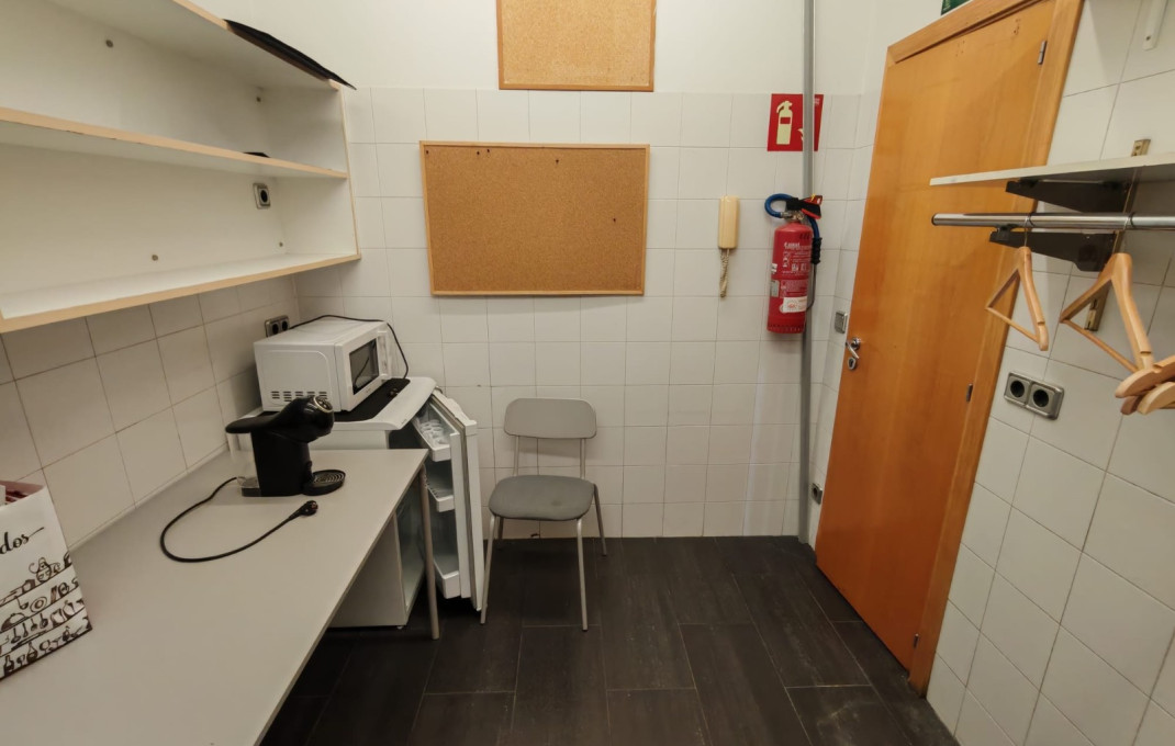 Traspaso - Peluquerias y Estetica -
Sabadell