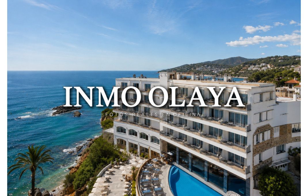Revente - Hotel 4* -
Calella
