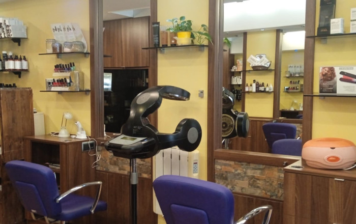Traspaso - Peluquerias y Estetica -
Barcelona - Eixample