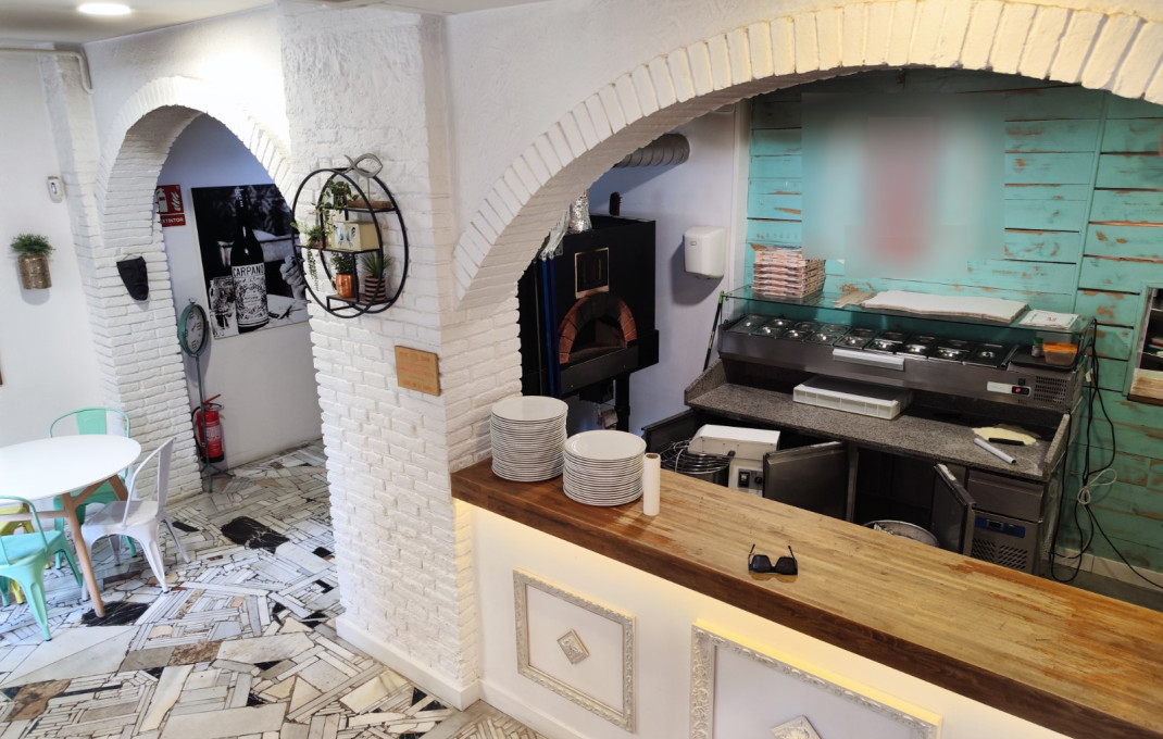 Traspaso - Restaurante -
Barcelona - Clot